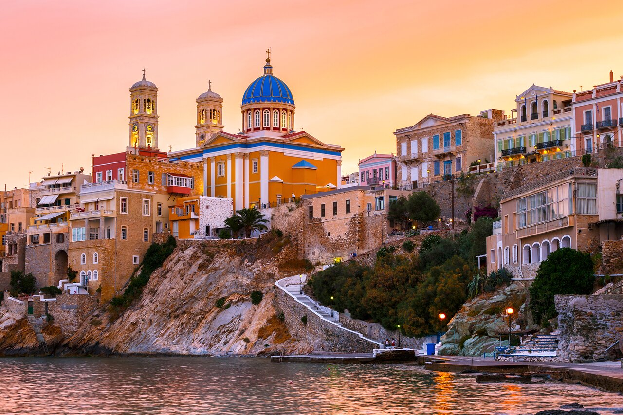 1 hét Syros, repülőjegy és szállás 88 108 Ft-ért!